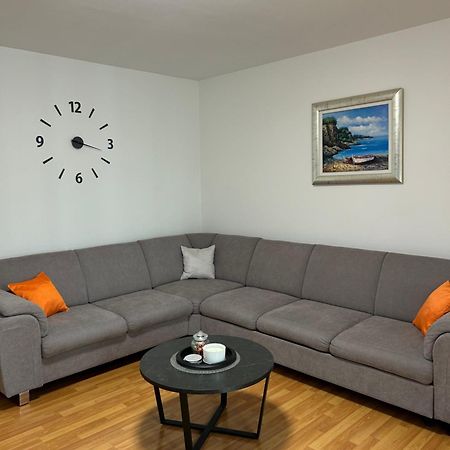 Garden Apartment Dina With Free Parking Σπλιτ Εξωτερικό φωτογραφία