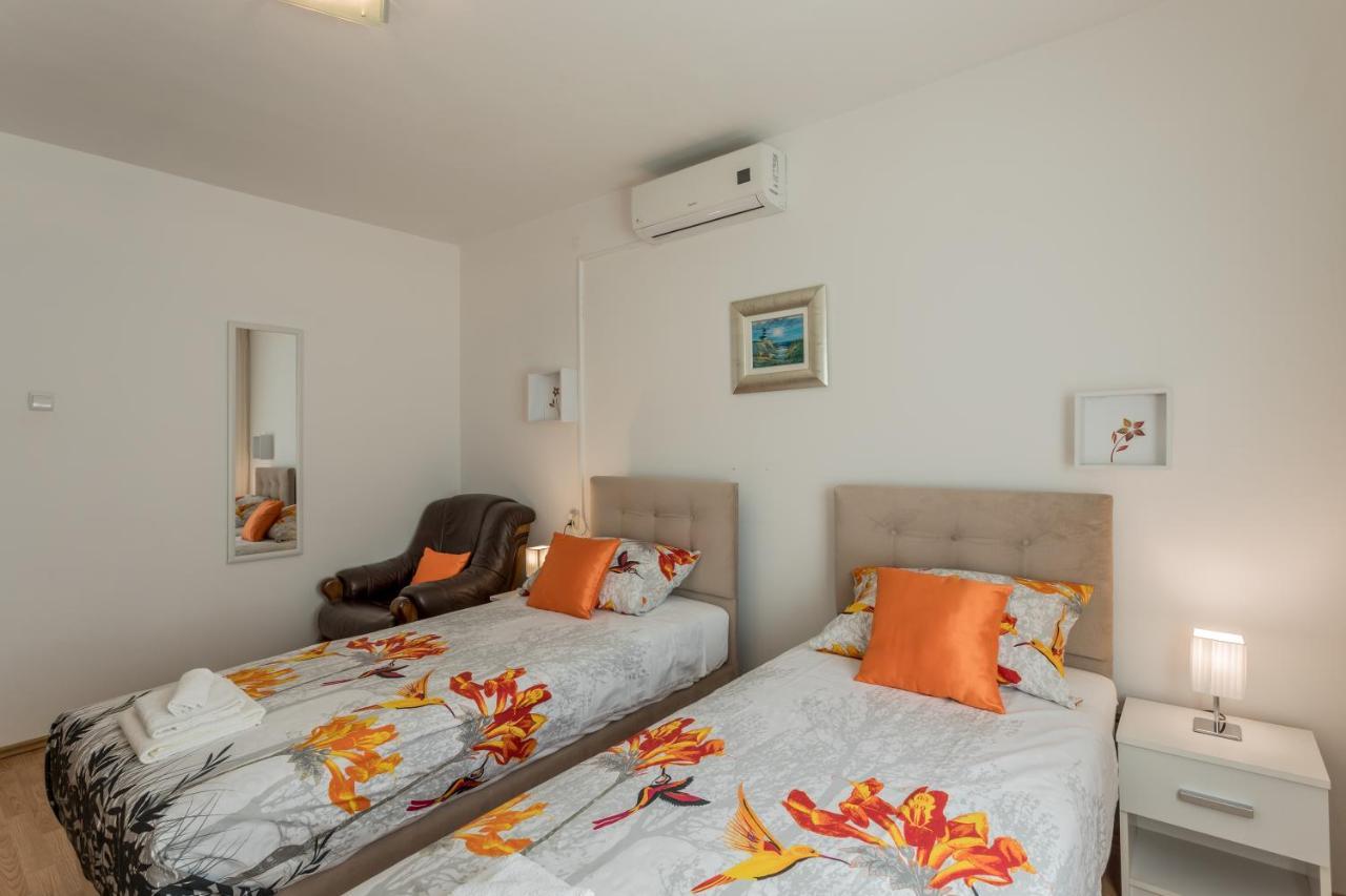 Garden Apartment Dina With Free Parking Σπλιτ Εξωτερικό φωτογραφία